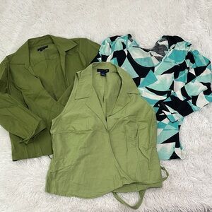 👒 Bundle of 3 Woman’s Blouses Size s\M